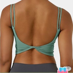 Halara In My Feels Backless Twisted Workout Crop